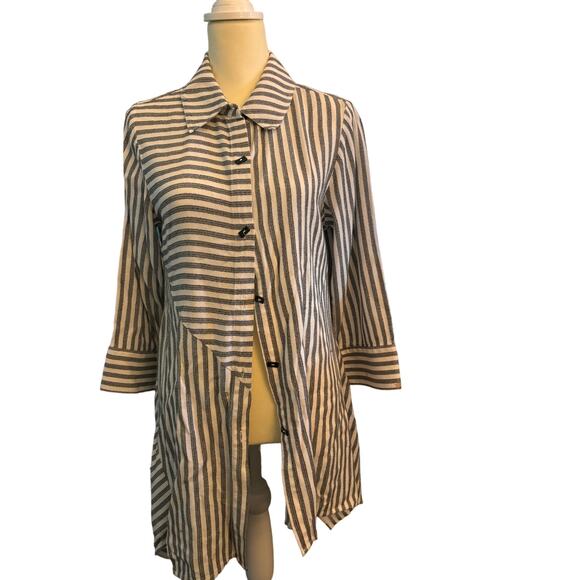 Soft Surrounding Striped Tunic Button Down Asymmetrical Hem Shirt, Size Medium - Picture 2 of 8